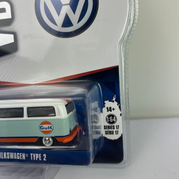 1:64 GreenLight *CLUB V-DUB R17* GULF OIL 1968 Volkswagen Type 2 BUS New - Picture 4 of 13